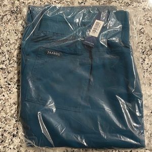 Brand new Jaanuu Jogger Scrub Bottoms